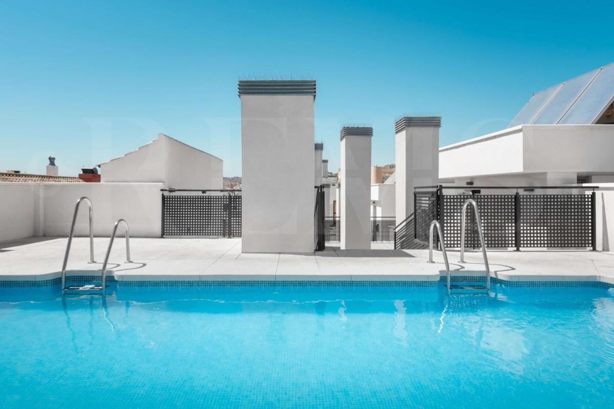 Apartment With Parking And Patio - Center By Rems *